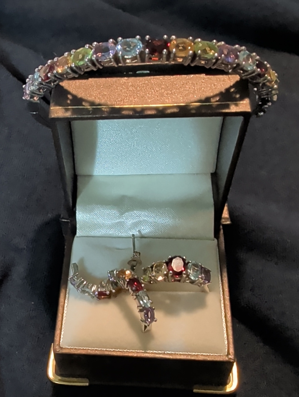Bracelet, J-Hoop Earrings and Ring .925 Silver, Natural Stones